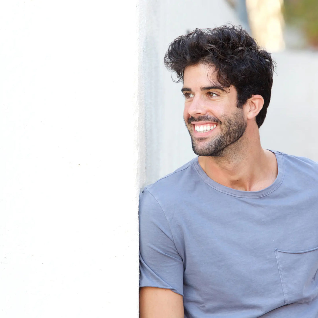 confident shorter man looking sharp in clothes for shorter guys